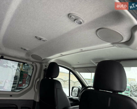 Сірий Рено Трафік, об'ємом двигуна 2 л та пробігом 199 тис. км за 29900 $, фото 26 на Automoto.ua