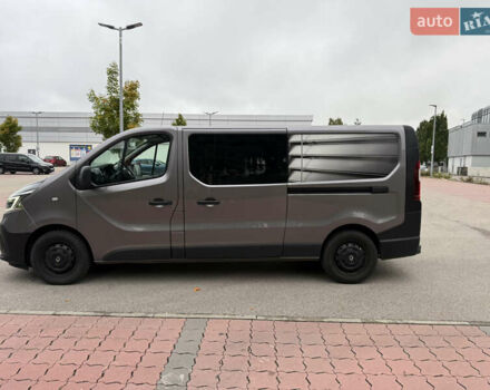 Сірий Рено Трафік, об'ємом двигуна 2 л та пробігом 219 тис. км за 21999 $, фото 2 на Automoto.ua