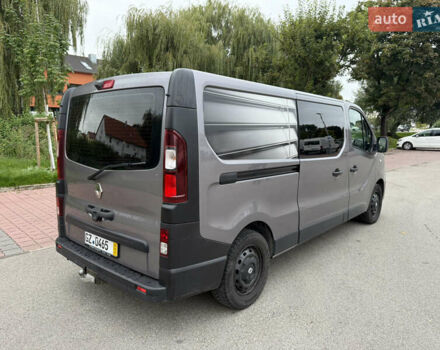 Сірий Рено Трафік, об'ємом двигуна 2 л та пробігом 219 тис. км за 21999 $, фото 5 на Automoto.ua