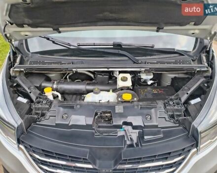 Серый Рено Трафик, объемом двигателя 2 л и пробегом 204 тыс. км за 24300 $, фото 24 на Automoto.ua