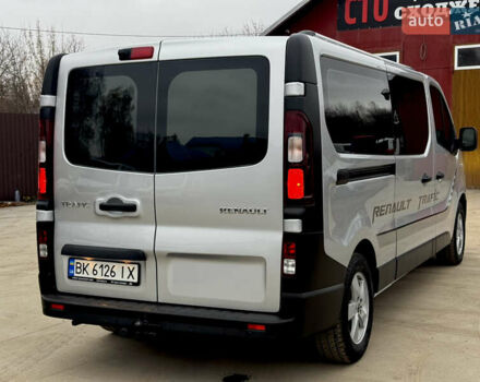 Серый Рено Трафик, объемом двигателя 2 л и пробегом 93 тыс. км за 25999 $, фото 8 на Automoto.ua