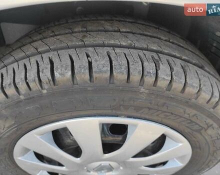 Серый Рено Трафик, объемом двигателя 2 л и пробегом 176 тыс. км за 19100 $, фото 11 на Automoto.ua