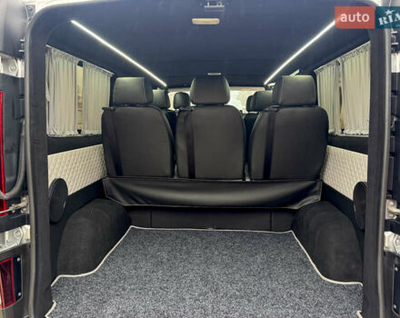 Серый Рено Трафик, объемом двигателя 2 л и пробегом 93 тыс. км за 25999 $, фото 27 на Automoto.ua