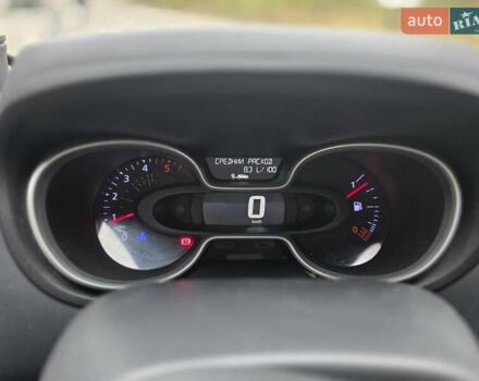 Серый Рено Трафик, объемом двигателя 2 л и пробегом 203 тыс. км за 23500 $, фото 30 на Automoto.ua