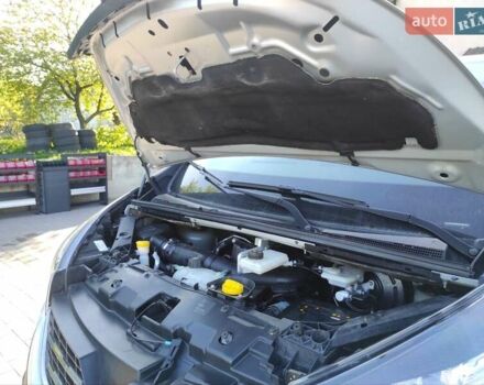 Серый Рено Трафик, объемом двигателя 2 л и пробегом 176 тыс. км за 19100 $, фото 28 на Automoto.ua