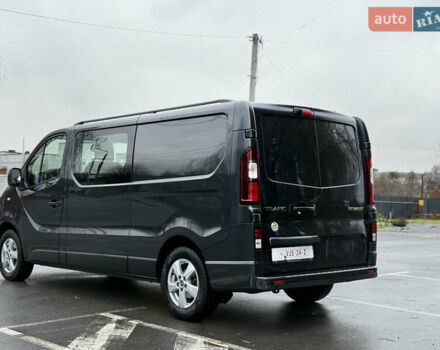 Серый Рено Трафик, объемом двигателя 2 л и пробегом 210 тыс. км за 24300 $, фото 4 на Automoto.ua