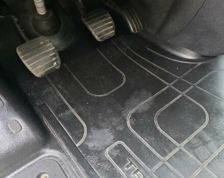 Серый Рено Трафик, объемом двигателя 2 л и пробегом 203 тыс. км за 23500 $, фото 22 на Automoto.ua