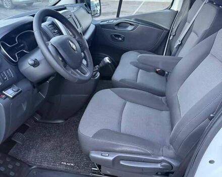 Серый Рено Трафик, объемом двигателя 2 л и пробегом 226 тыс. км за 18900 $, фото 33 на Automoto.ua