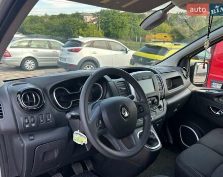 Серый Рено Трафик, объемом двигателя 0 л и пробегом 109 тыс. км за 31500 $, фото 9 на Automoto.ua