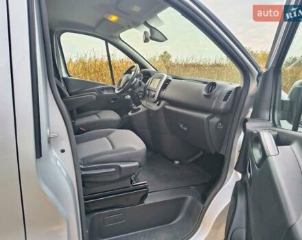 Серый Рено Трафик, объемом двигателя 2 л и пробегом 204 тыс. км за 24300 $, фото 20 на Automoto.ua