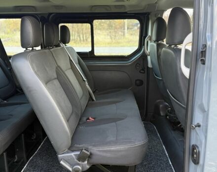 Серый Рено Трафик, объемом двигателя 2 л и пробегом 146 тыс. км за 28500 $, фото 6 на Automoto.ua