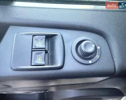 Серый Рено Трафик, объемом двигателя 2 л и пробегом 226 тыс. км за 18900 $, фото 31 на Automoto.ua