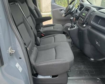 Серый Рено Трафик, объемом двигателя 2 л и пробегом 203 тыс. км за 23500 $, фото 23 на Automoto.ua