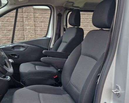 Серый Рено Трафик, объемом двигателя 2 л и пробегом 204 тыс. км за 24300 $, фото 12 на Automoto.ua