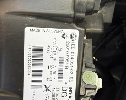 Серый Рено Трафик, объемом двигателя 2 л и пробегом 205 тыс. км за 25700 $, фото 57 на Automoto.ua