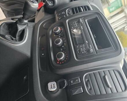 Серый Рено Трафик, объемом двигателя 2 л и пробегом 203 тыс. км за 23500 $, фото 29 на Automoto.ua