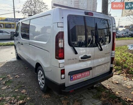 Серый Рено Трафик, объемом двигателя 2 л и пробегом 205 тыс. км за 25700 $, фото 9 на Automoto.ua