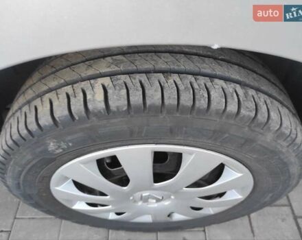 Серый Рено Трафик, объемом двигателя 2 л и пробегом 176 тыс. км за 19100 $, фото 12 на Automoto.ua