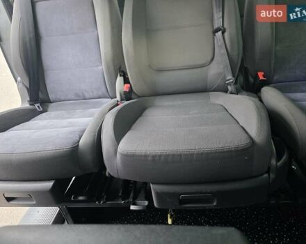 Серый Рено Трафик, объемом двигателя 2 л и пробегом 203 тыс. км за 23500 $, фото 17 на Automoto.ua