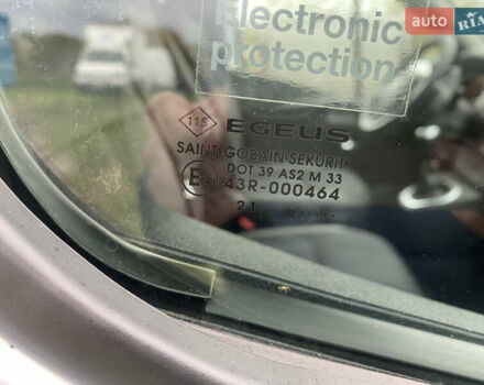 Серый Рено Трафик, объемом двигателя 2 л и пробегом 150 тыс. км за 22500 $, фото 14 на Automoto.ua