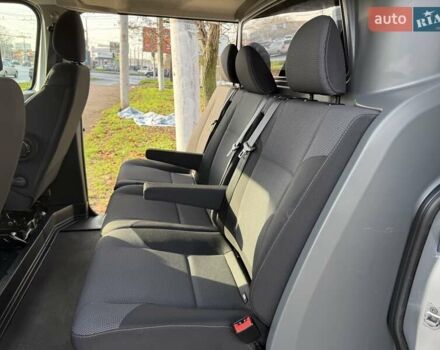 Серый Рено Трафик, объемом двигателя 2 л и пробегом 205 тыс. км за 25700 $, фото 47 на Automoto.ua