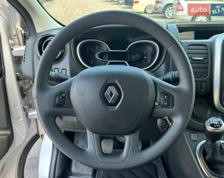 Серый Рено Трафик, объемом двигателя 0 л и пробегом 109 тыс. км за 31500 $, фото 7 на Automoto.ua