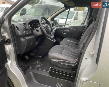 Серый Рено Трафик, объемом двигателя 2 л и пробегом 150 тыс. км за 22500 $, фото 23 на Automoto.ua