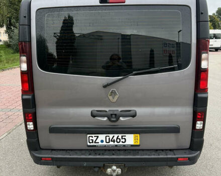 Сірий Рено Трафік, об'ємом двигуна 2 л та пробігом 219 тис. км за 21999 $, фото 4 на Automoto.ua