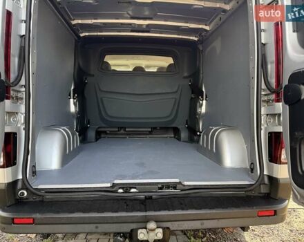 Серый Рено Трафик, объемом двигателя 2 л и пробегом 205 тыс. км за 25700 $, фото 43 на Automoto.ua