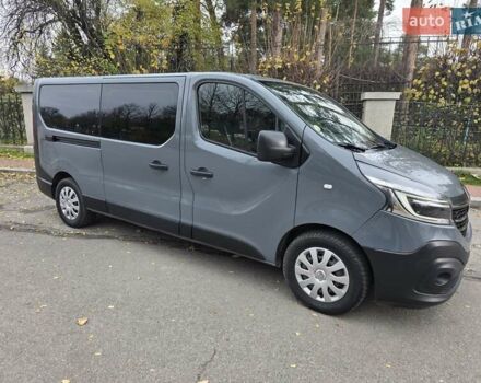 Серый Рено Трафик, объемом двигателя 2 л и пробегом 203 тыс. км за 23500 $, фото 4 на Automoto.ua