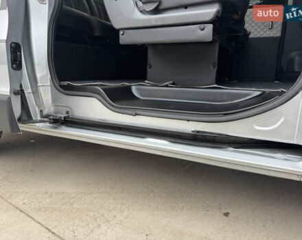 Серый Рено Трафик, объемом двигателя 2 л и пробегом 93 тыс. км за 25999 $, фото 56 на Automoto.ua