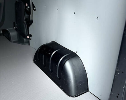 Серый Рено Трафик, объемом двигателя 2 л и пробегом 210 тыс. км за 24300 $, фото 18 на Automoto.ua