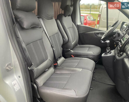 Серый Рено Трафик, объемом двигателя 2 л и пробегом 150 тыс. км за 22500 $, фото 13 на Automoto.ua