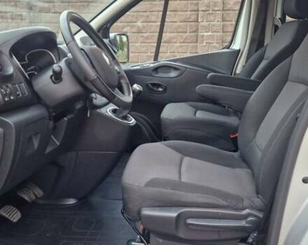 Серый Рено Трафик, объемом двигателя 2 л и пробегом 204 тыс. км за 24300 $, фото 16 на Automoto.ua