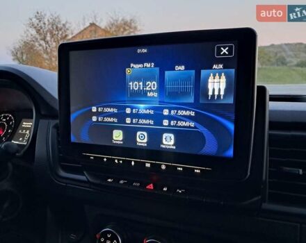 Сірий Рено Трафік, об'ємом двигуна 2 л та пробігом 37 тис. км за 27700 $, фото 2 на Automoto.ua
