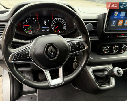 Серый Рено Трафик, объемом двигателя 2 л и пробегом 150 тыс. км за 29900 $, фото 23 на Automoto.ua