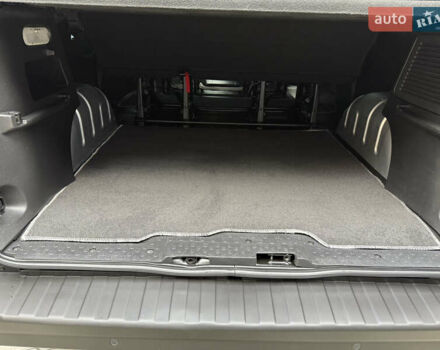 Серый Рено Трафик, объемом двигателя 2 л и пробегом 150 тыс. км за 29900 $, фото 46 на Automoto.ua