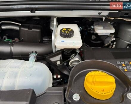 Сірий Рено Трафік, об'ємом двигуна 2 л та пробігом 150 тис. км за 28800 $, фото 67 на Automoto.ua