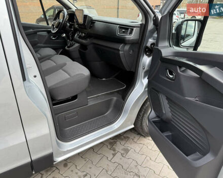 Серый Рено Трафик, объемом двигателя 2 л и пробегом 150 тыс. км за 29900 $, фото 26 на Automoto.ua