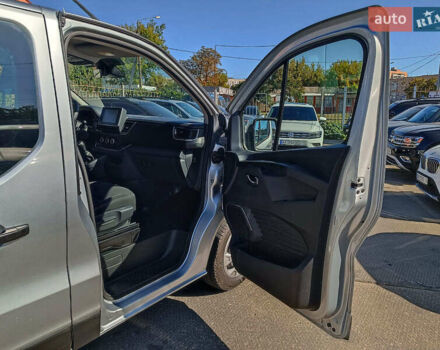 Сірий Рено Трафік, об'ємом двигуна 2 л та пробігом 192 тис. км за 30940 $, фото 9 на Automoto.ua