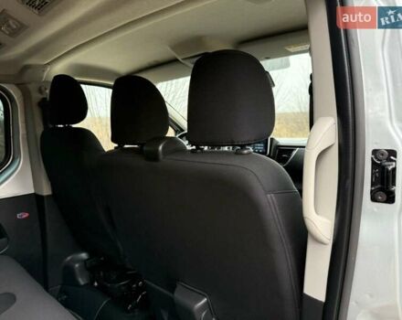 Сірий Рено Трафік, об'ємом двигуна 2 л та пробігом 150 тис. км за 28800 $, фото 46 на Automoto.ua