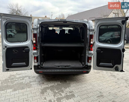 Серый Рено Трафик, объемом двигателя 2 л и пробегом 150 тыс. км за 29900 $, фото 43 на Automoto.ua