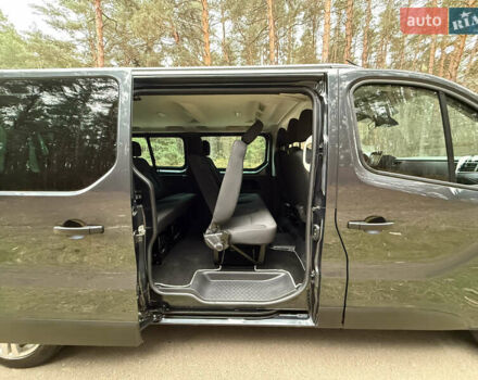 Серый Рено Трафик, объемом двигателя 2 л и пробегом 125 тыс. км за 32800 $, фото 51 на Automoto.ua