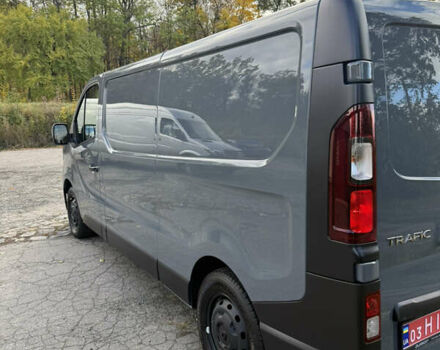 Сірий Рено Трафік, об'ємом двигуна 2 л та пробігом 120 тис. км за 29500 $, фото 5 на Automoto.ua