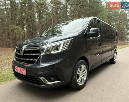 Серый Рено Трафик, объемом двигателя 2 л и пробегом 125 тыс. км за 32800 $, фото 6 на Automoto.ua