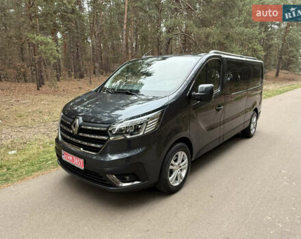 Серый Рено Трафик, объемом двигателя 2 л и пробегом 125 тыс. км за 32800 $, фото 63 на Automoto.ua