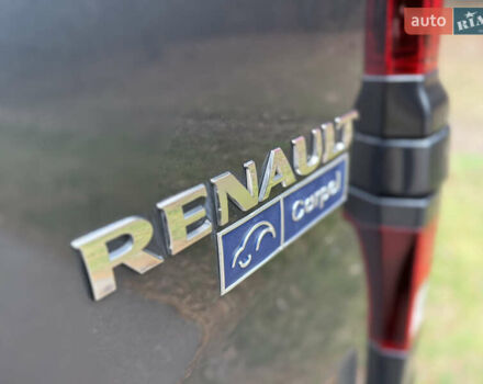 Серый Рено Трафик, объемом двигателя 2 л и пробегом 125 тыс. км за 32800 $, фото 25 на Automoto.ua