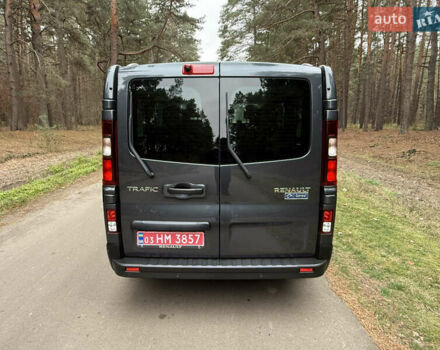 Серый Рено Трафик, объемом двигателя 2 л и пробегом 125 тыс. км за 32800 $, фото 11 на Automoto.ua