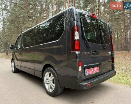 Серый Рено Трафик, объемом двигателя 2 л и пробегом 125 тыс. км за 32800 $, фото 10 на Automoto.ua