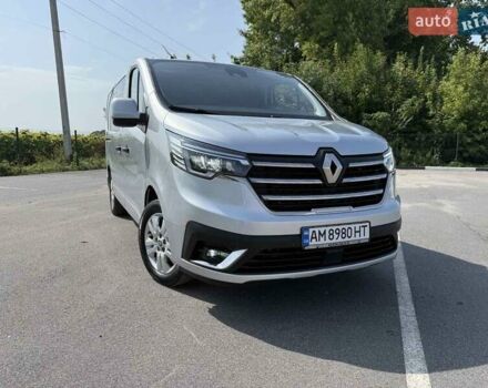 Серый Рено Трафик, объемом двигателя 2 л и пробегом 68 тыс. км за 39600 $, фото 5 на Automoto.ua